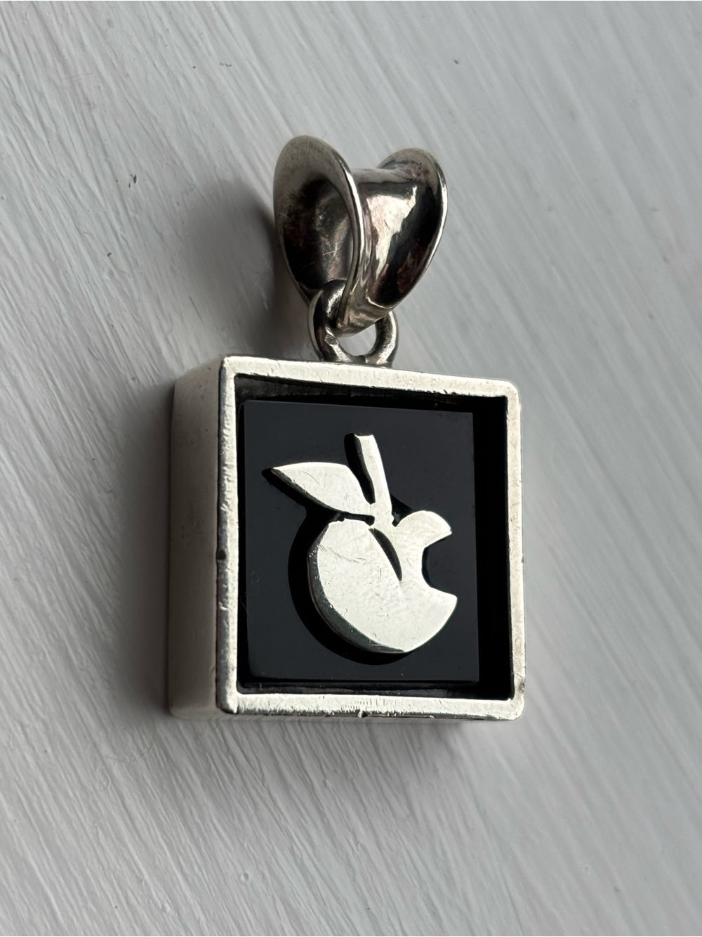 Vintage Fidencio Serrano 950 Silver Black Onyx Apple Pendant Mexico